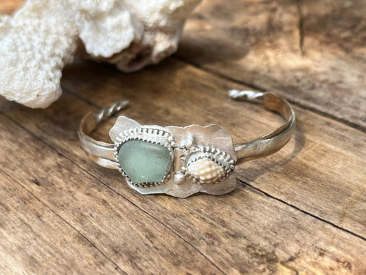 Wonderwall Cuff