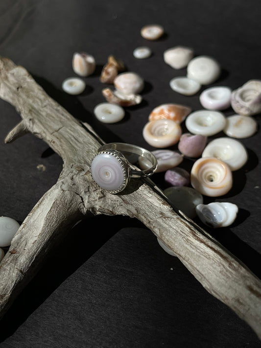 Hawaiian Puka Shell Ring