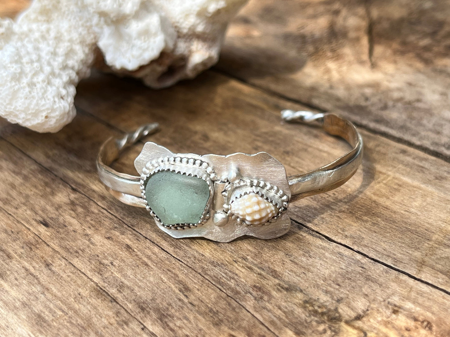 Wonderwall Cuff