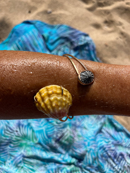 Sunrise Shell Arm Cuff