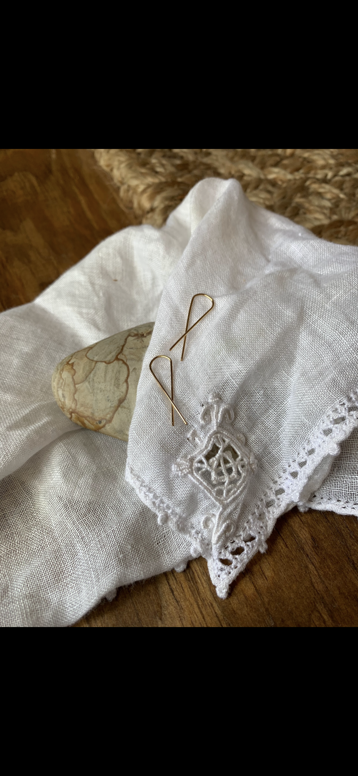 faith threader earrings | round