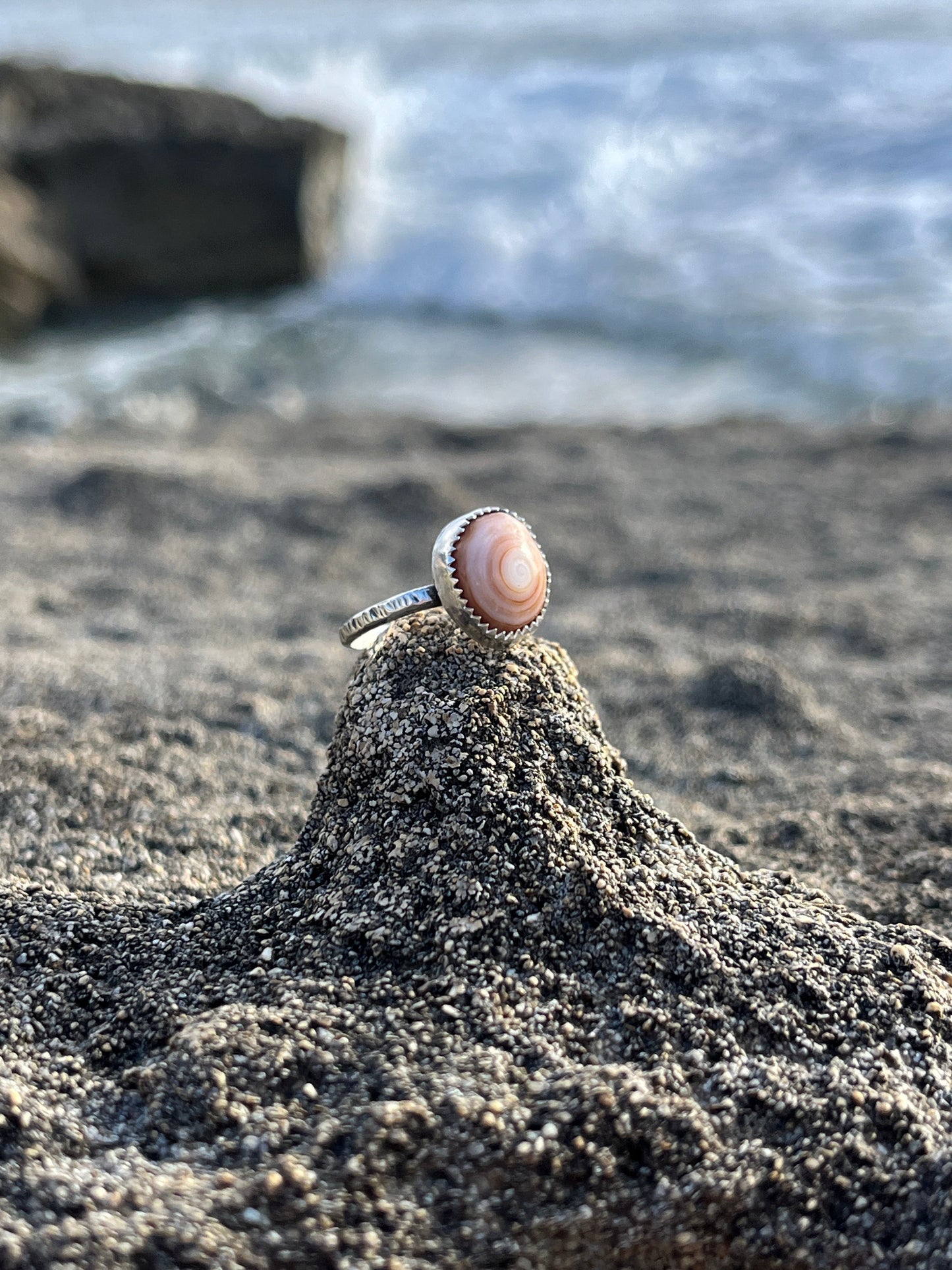 Cinnamon Bun Puka Shell Ring