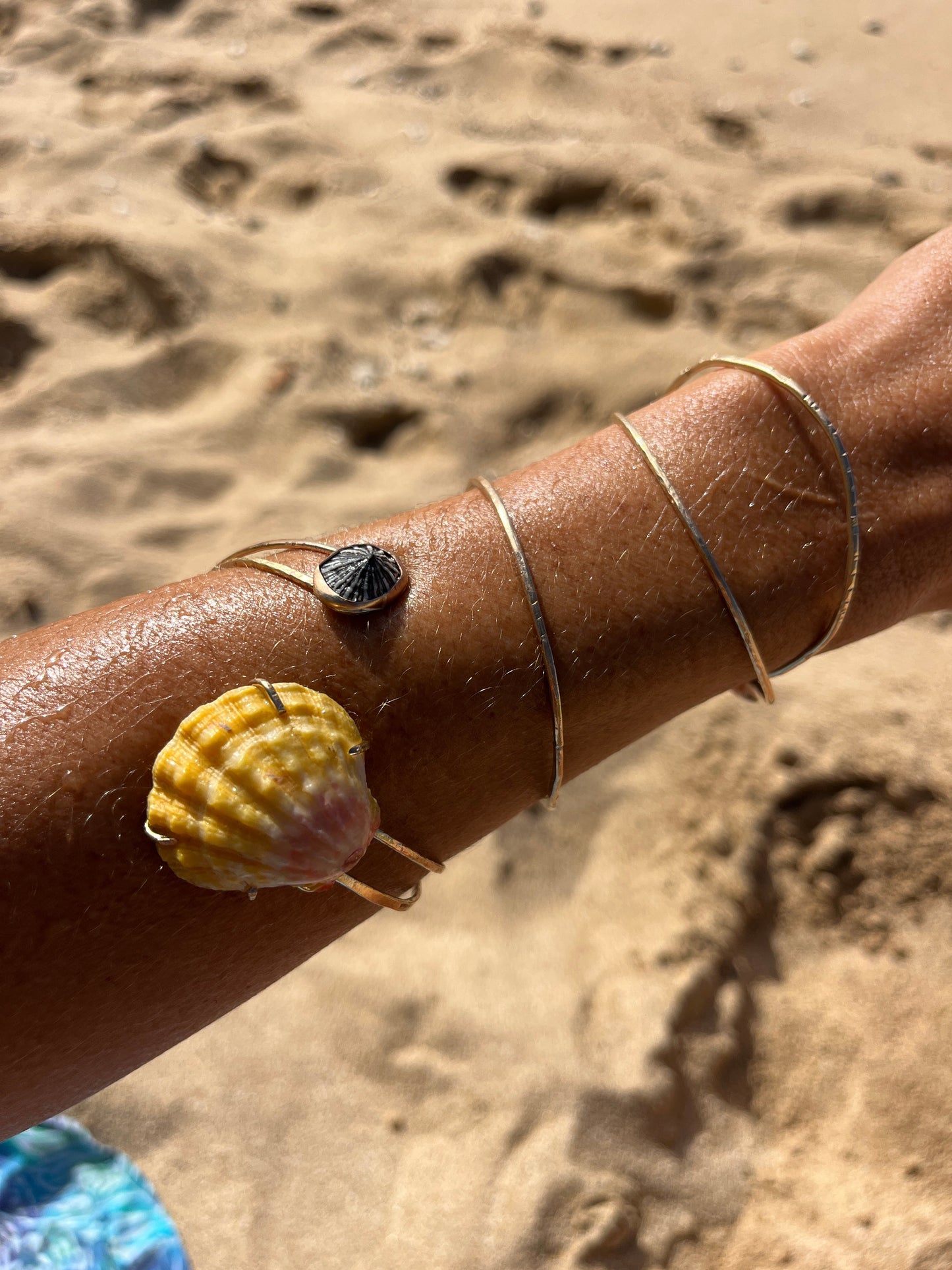 Sunrise Shell Arm Cuff