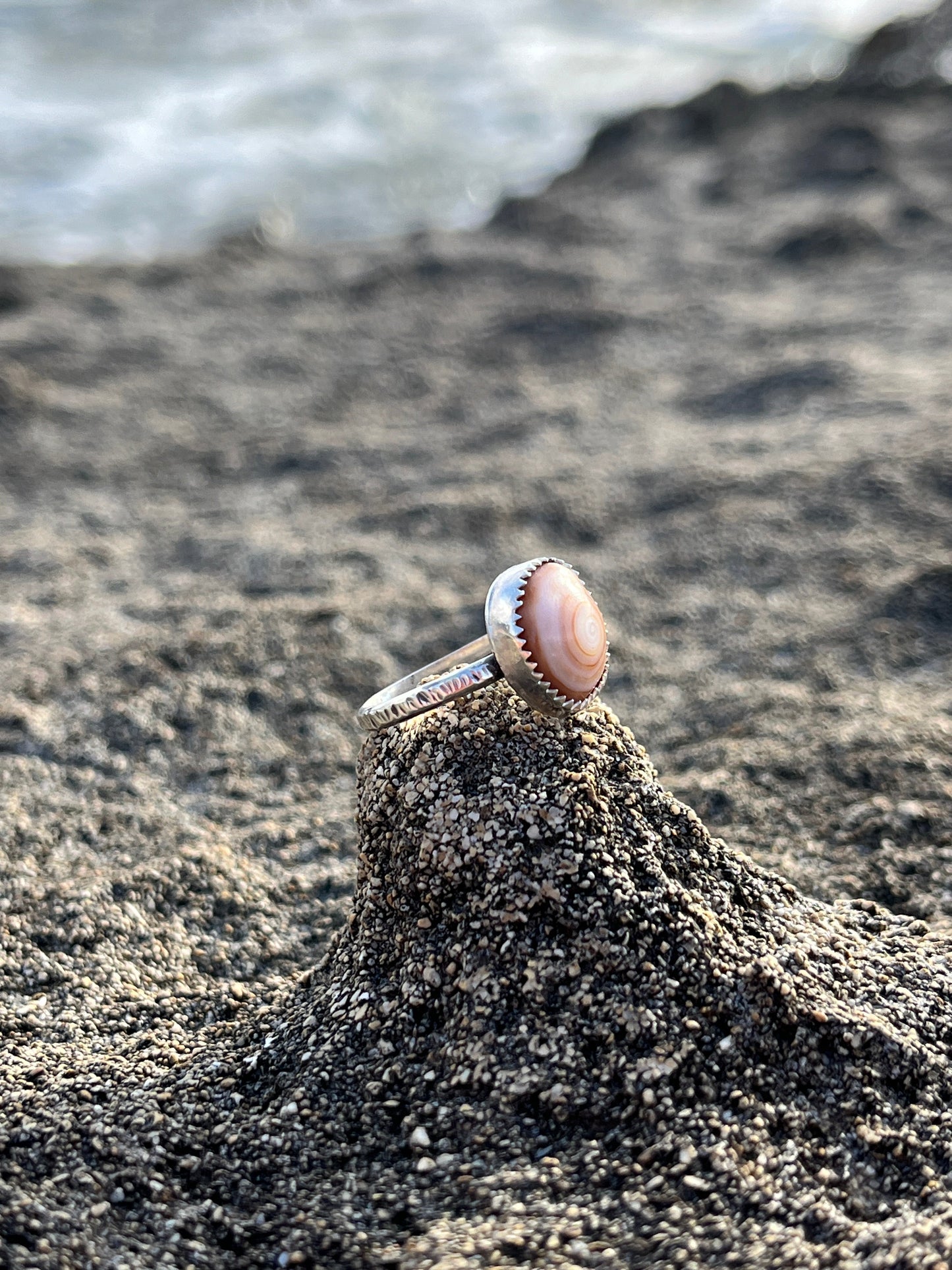 Cinnamon Bun Puka Shell Ring