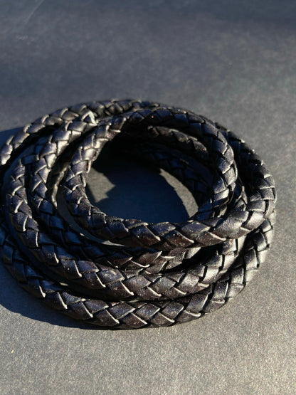 Radcliffe 2 | tri-wrap | puka shells MTO